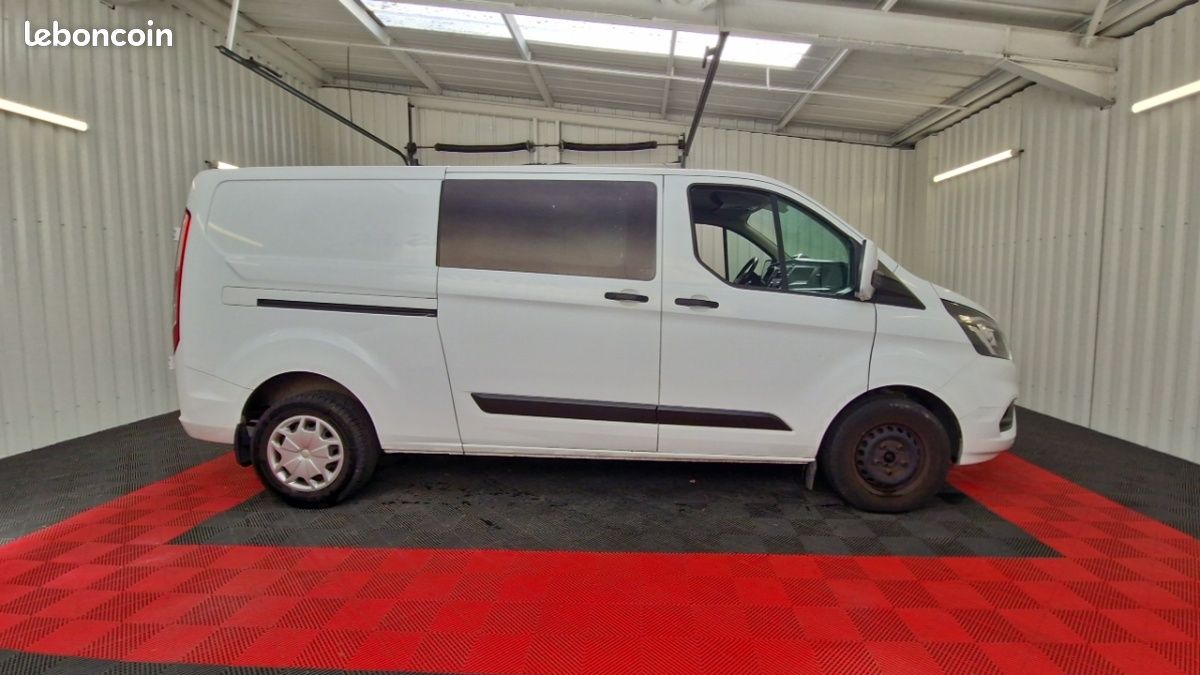 Ford Transit Custom CABINE APPROFONDIE L2H1 2.0 Ecoblue 130 Trend Business (image 4)