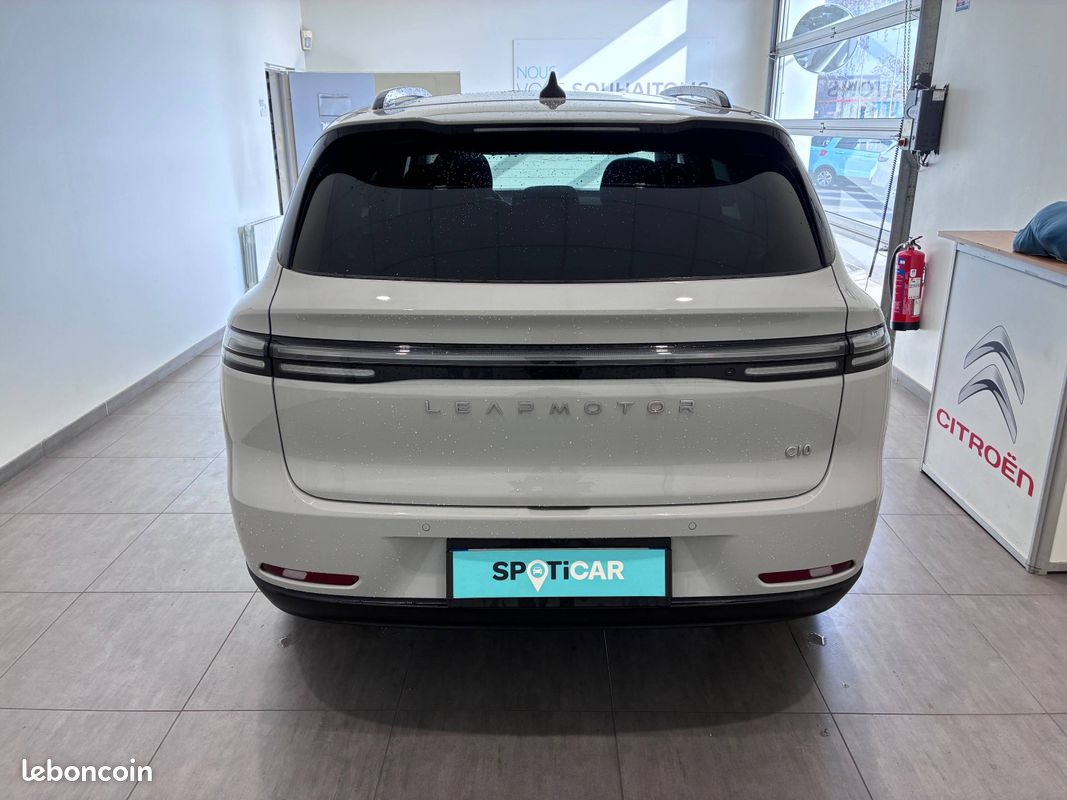 LEAPMOTOR C10 REEV 28.4 kWh - 158 kW Design (image 6)