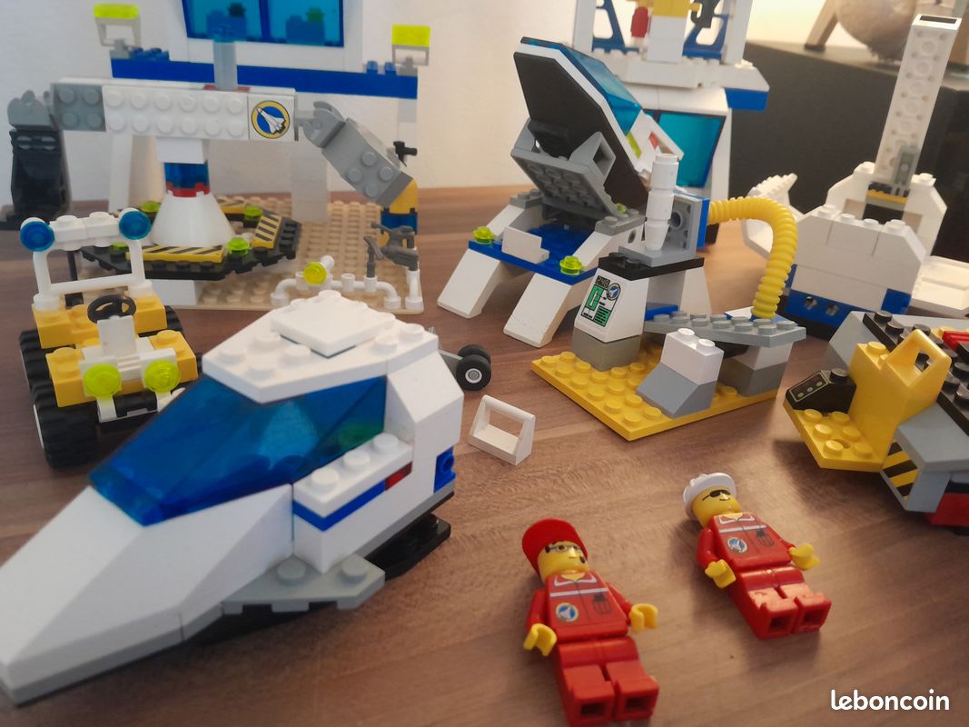 Lego City 1999 Lot sets mission control 6452 6455 6456