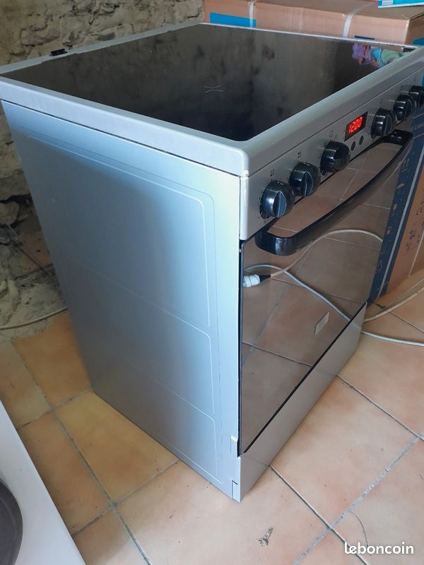 Cuisinière vitrocéramiques Faure (image 5)