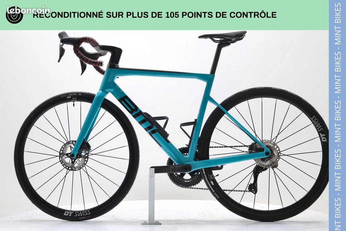 BMC Teammachine SLR01 THREE Vélo de Route 2023 Vélos