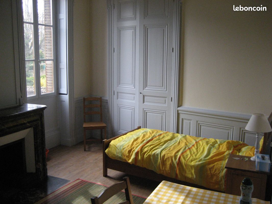 Location studio meublé Ecully (image 1)