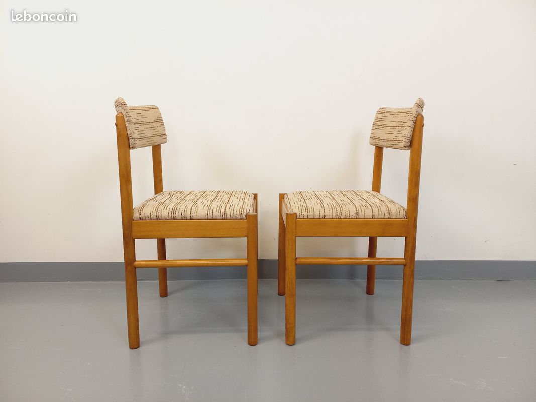 Paire De Chaises Vintage Années 50 - Bois Et Tissu, Dimensions 50x50x77 Cm, Origine Italie, Occasion