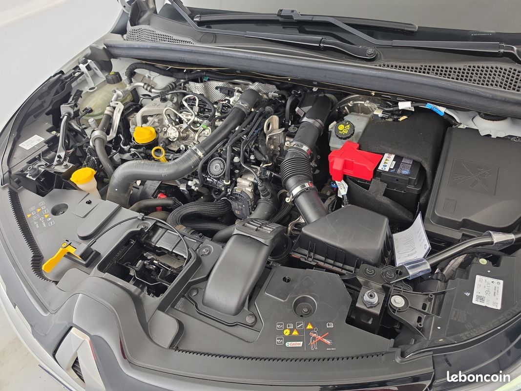RENAULT Captur TCe 140 EDC - 21 Intens (image 27)