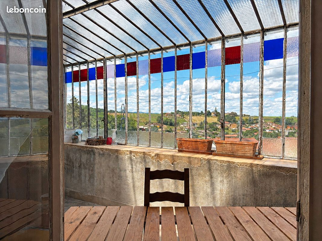 Maison 7 pièces 146 m² · à Porte des Pierres Dorées · 146 m² · 320 000 €