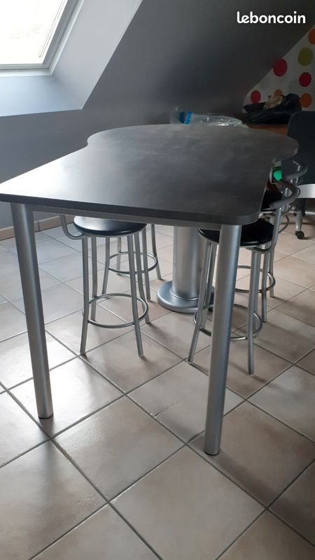 Table + 4 tabourets (image 2)