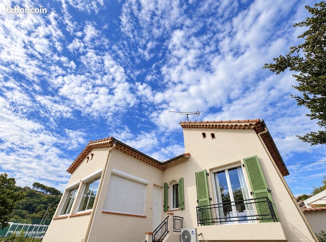 Appartement 4 pièces 98 m² · à Cagnes-sur-Mer · 98 m² · 349 000 €