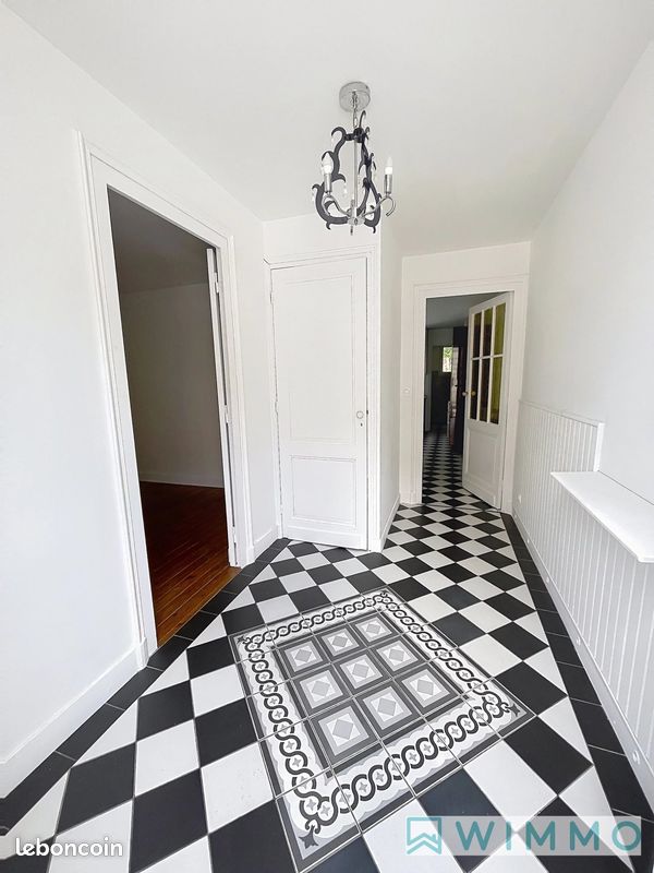 Maison 3 pièces 107 m² · à Bordeaux · 107 m² · 1 550 €