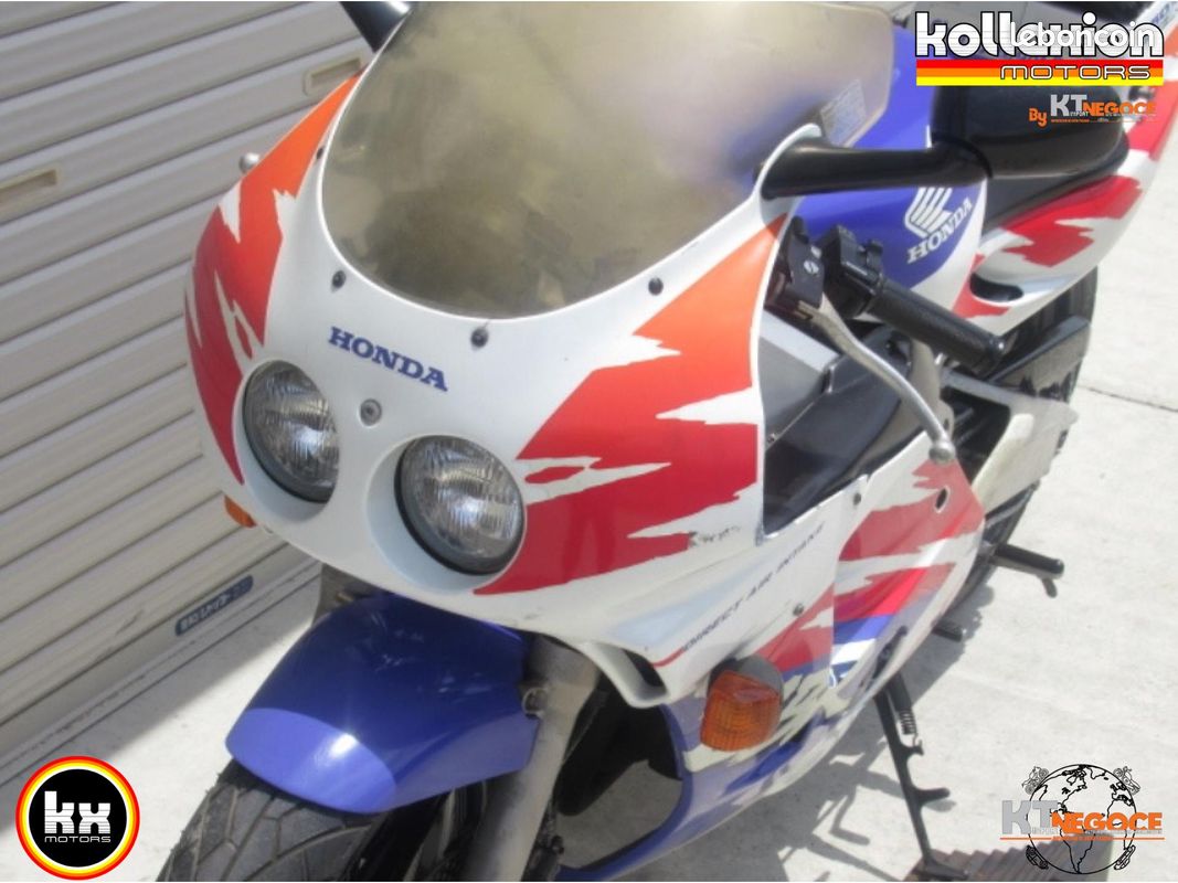 Honda cbr 250 rr mc22 fireblade 1992 (image 6)