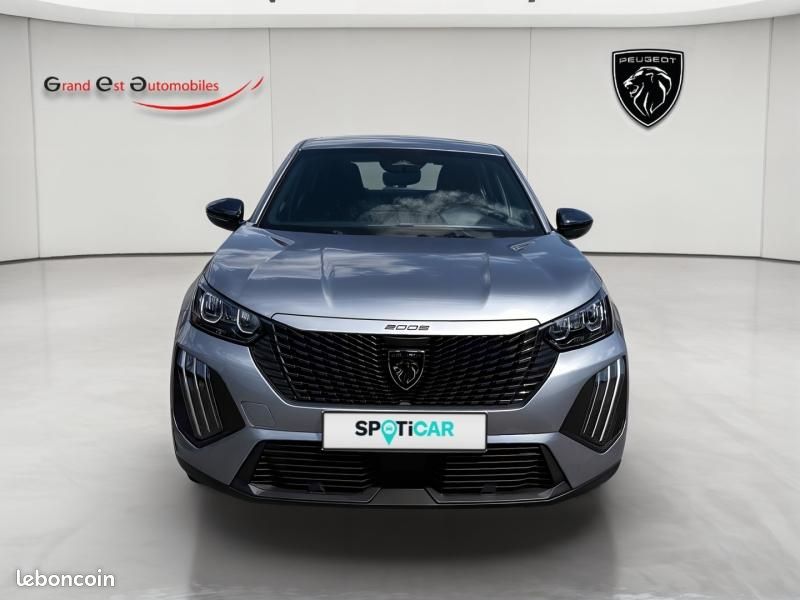 Peugeot 2008 e-2008 156ch 54 kWh Style (image 9)