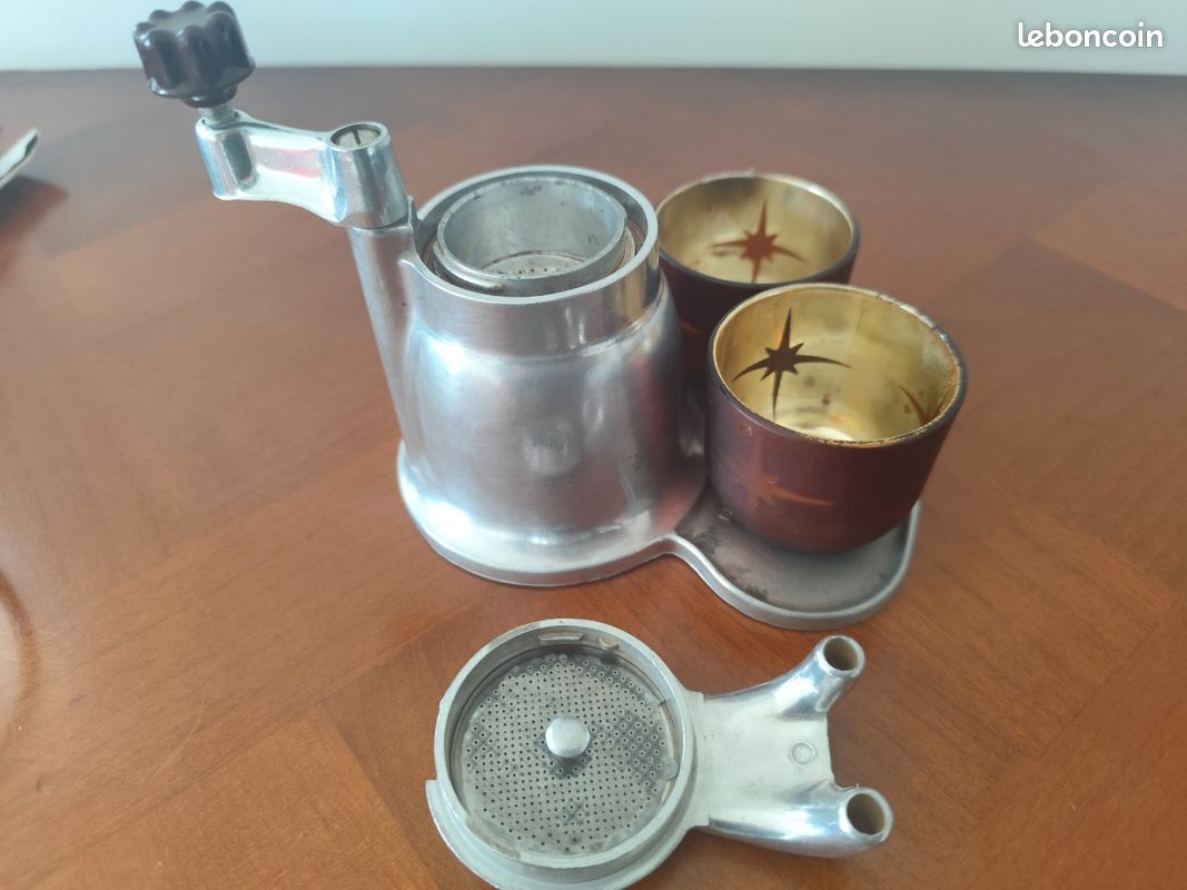 File:Cafetière Mignon 2 tazze 06.jpg - Wikimedia