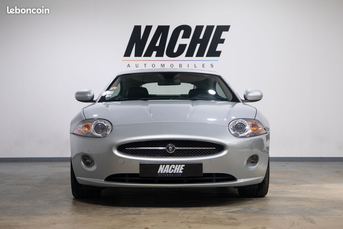 Jaguar XK 4,2 - même propriétaire depuis 10 ans - entretien exclusif jaguar (image 2)
