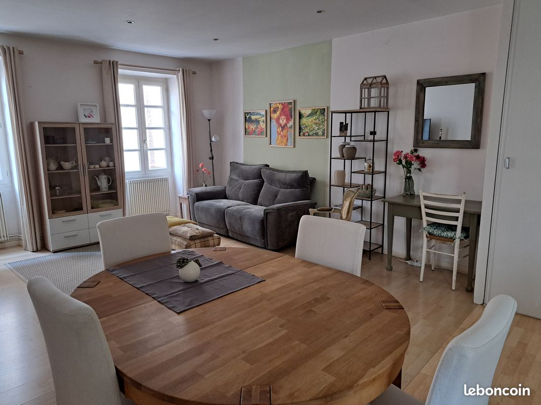 Appartement 3 pièces 68 m² · à Figeac · 68 m² · 140 000 €