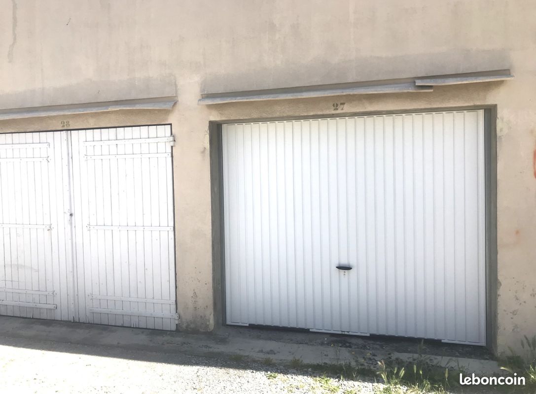 Parking 15 m² · à Toulon · 15 m² · 120 €/mois