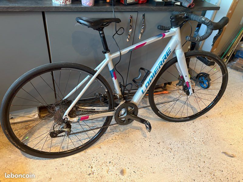 Electric Bike Lapierre Sensium 300 2020 Vélos électriques Lapierre