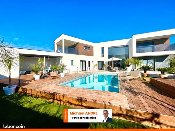 Maison 7 pièces 223 m²