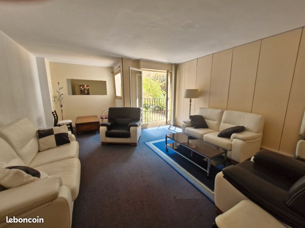 Appartement 4 pièces 105 m² · à Paris · 105 m² · 890 000 €