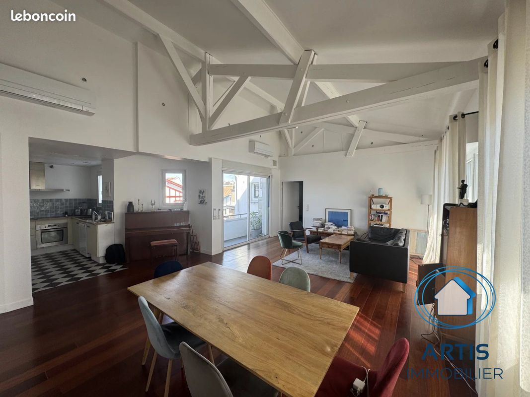 Appartement 3 pièces 98 m² · à Saint-Jean-de-Luz · 98 m² · 690 000 €