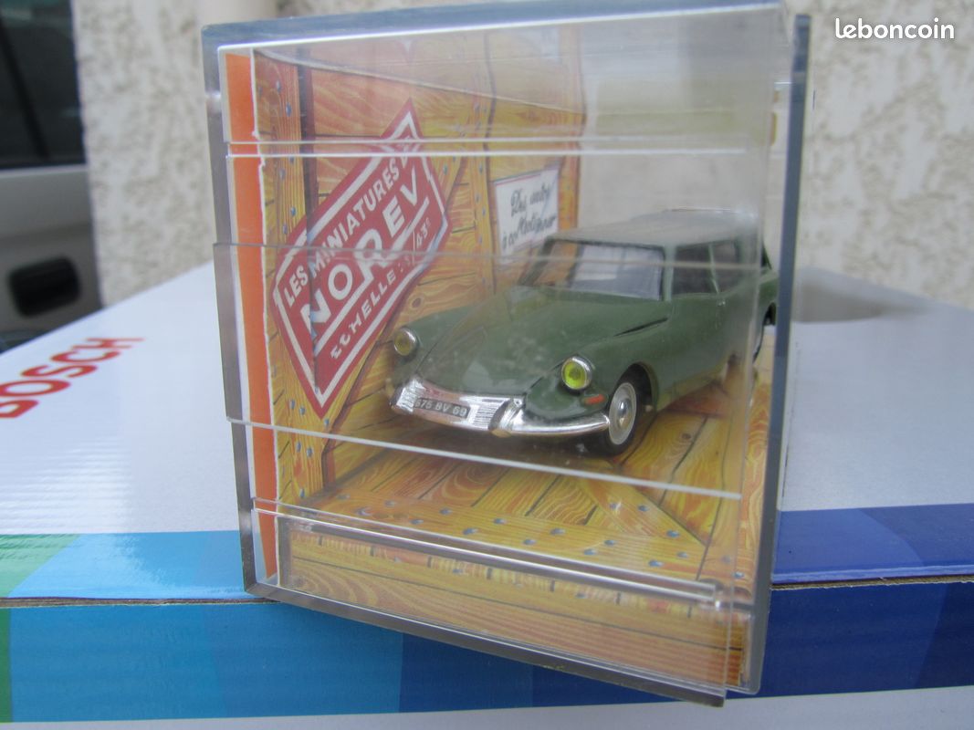 NOREV ANCIEN - boite d'origine pour Citroën DS 19 Modèle 10 - VERT EUR