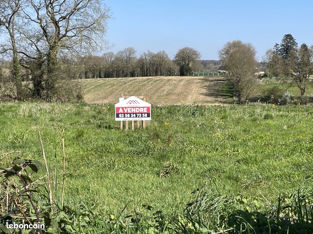 Terrain 961 m² · à Saint-Thuriau · 961 m² · 38 135 €