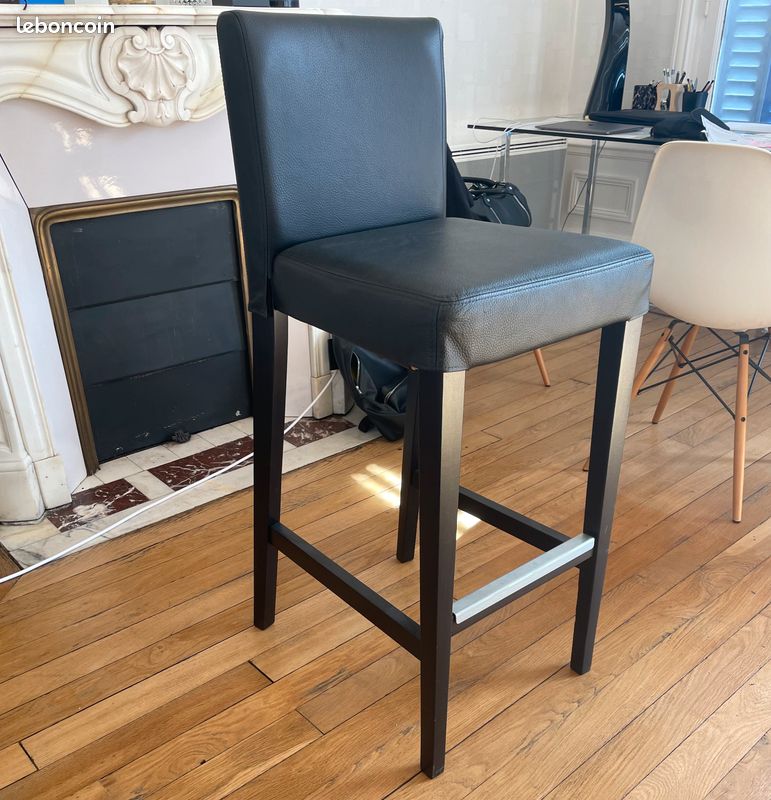 Chaise de bar noir (image 1)