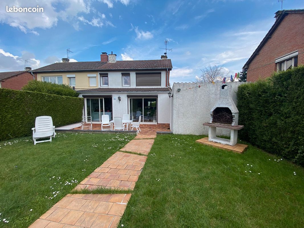 Maison 5 pièces 115 m² · à Francilly-Selency · 115 m² · 174 750 €