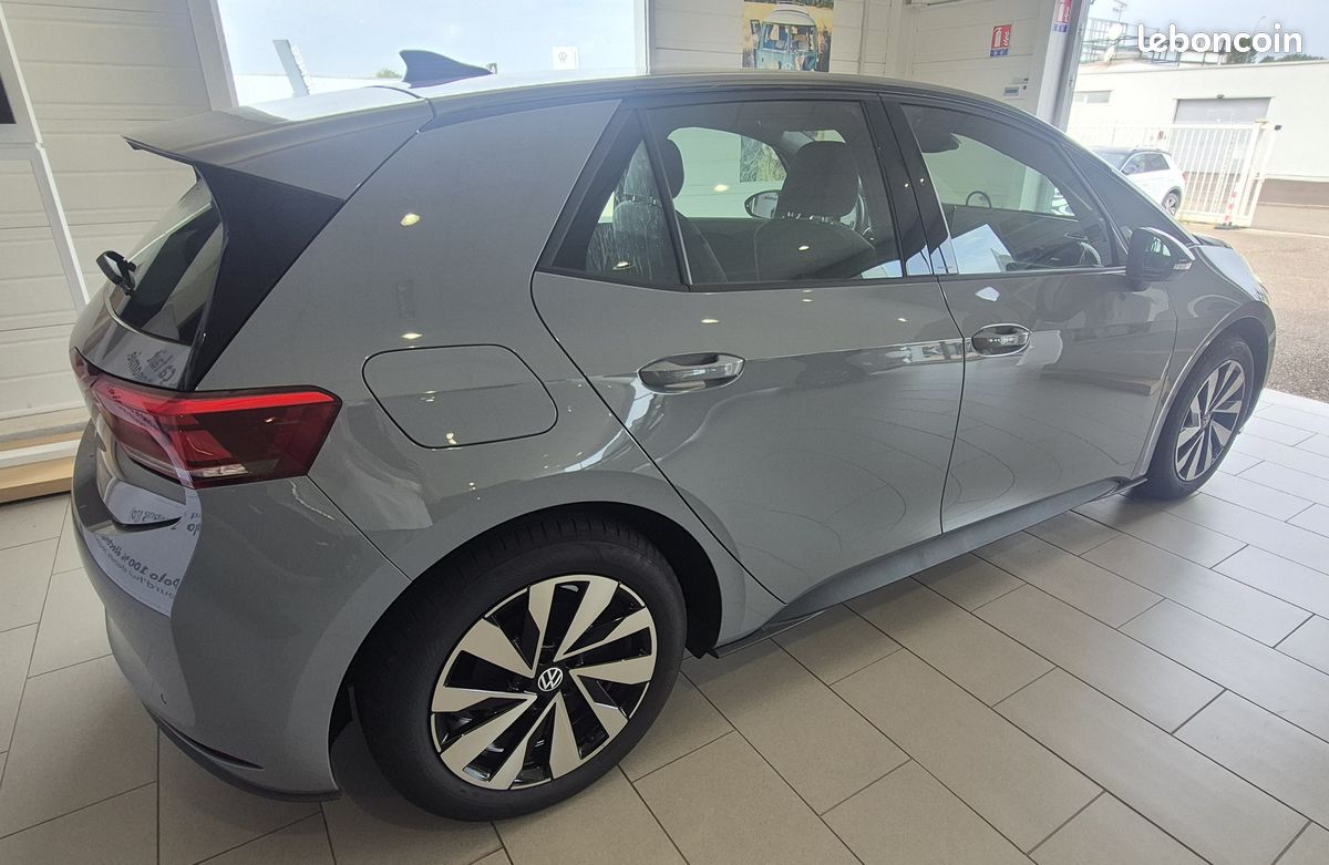 VOLKSWAGEN ID.3 Neo 50 kWh Life (image 4)