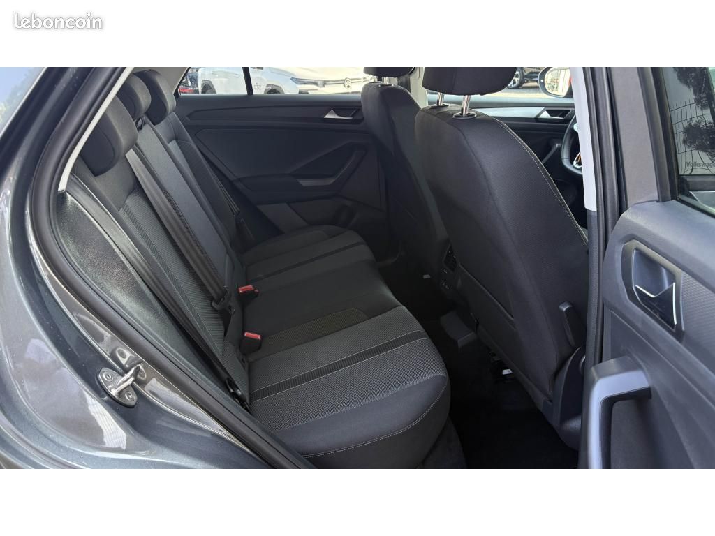 VOLKSWAGEN T-ROC 1.5 TSI 150 DSG7 Life Plus (image 20)
