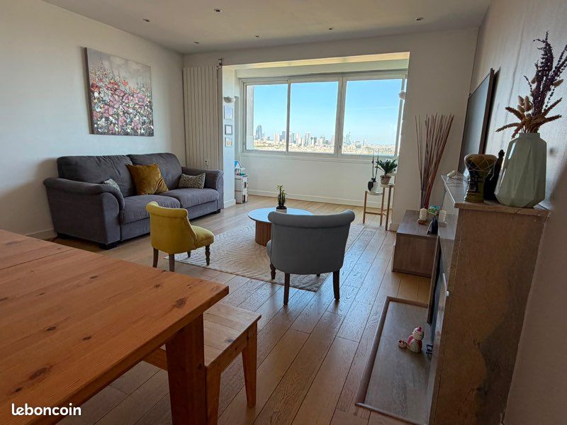 Appartement 3 pièces 85 m² · à Saint-Cloud · 84,8 m² · 560 000 €