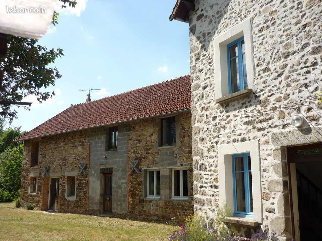 Maison 13 pièces 250 m² · à La Cellette · 250 m² · 149 000 €