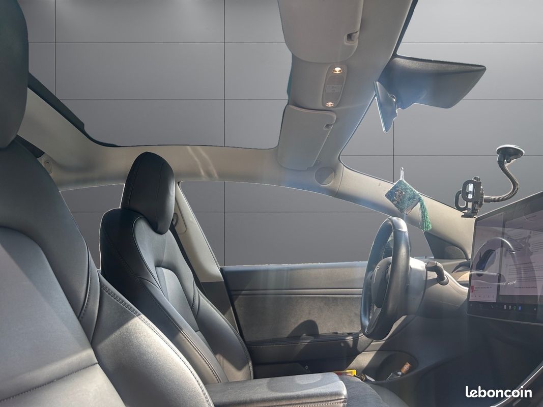 TESLA MODEL 3 Standard Range Plus RWD (image 17)