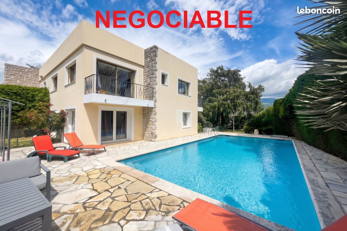 Maison 9 pièces 255 m² · à Peymeinade · 255 m² · 699 000 €