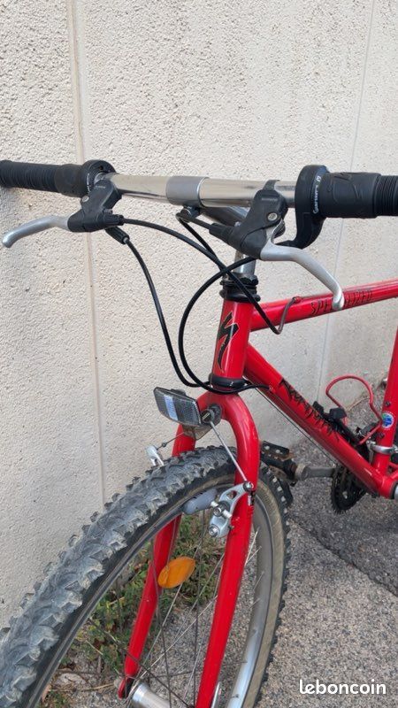 VELO DE MONTAGNE SPECIALIZED STUMPJUMPER - Instant comptant