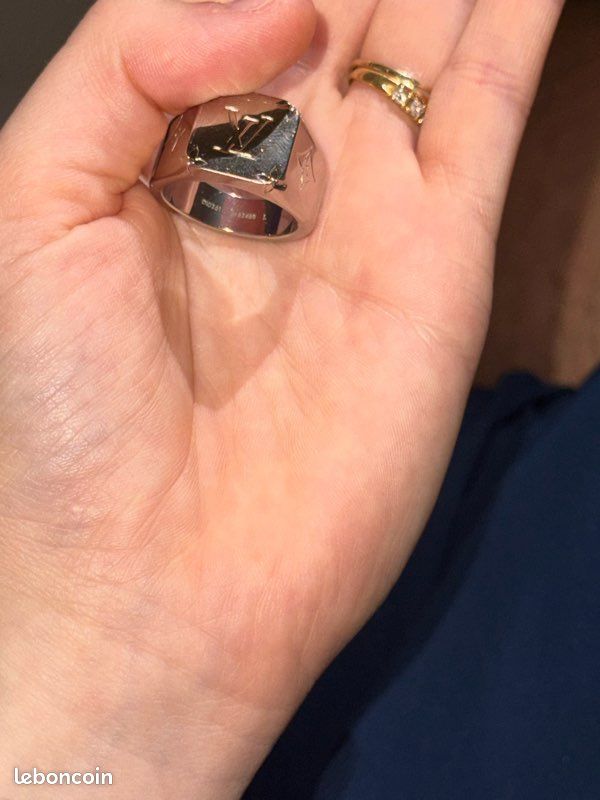 Bague Chevalière Louis Vuitton Montres Bijoux