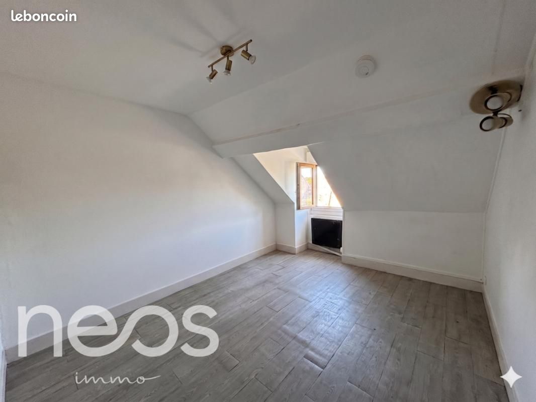 Appartement 1 pièce 10 m² · à Dijon · 10 m² · 70 000 €