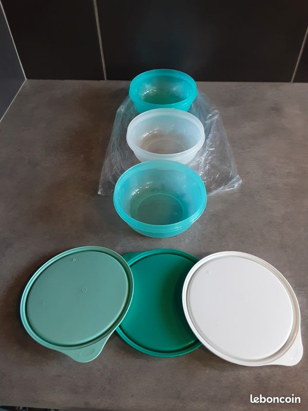 Lot de 2 boîtes 575 ml avec couvercles hermétiques  tupperware neuf  - Arts de la table