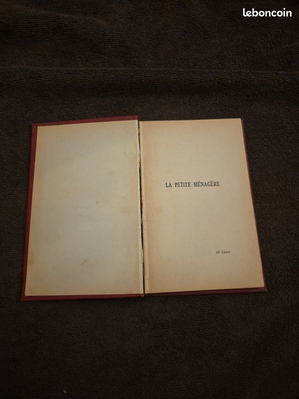 Ancien livre de prix la petite menagere par camille desfontaines gedalge vue de cote — LBC AT'Brocante Troyes