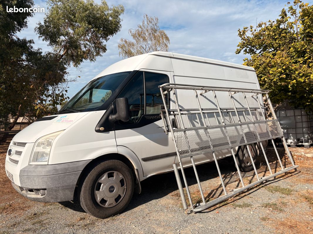 Galerie Ford Transit T330 (image 1)