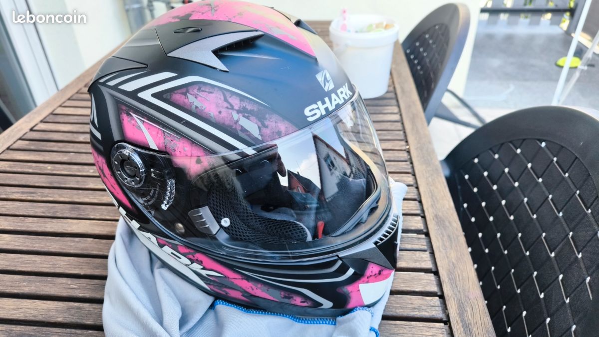 Casque moto Shark XS (image 1)