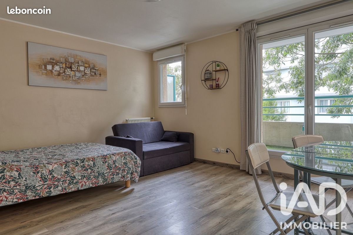 Appartement 1 pièce 28 m² · à Clichy · 28 m² · 1 100 €/mois