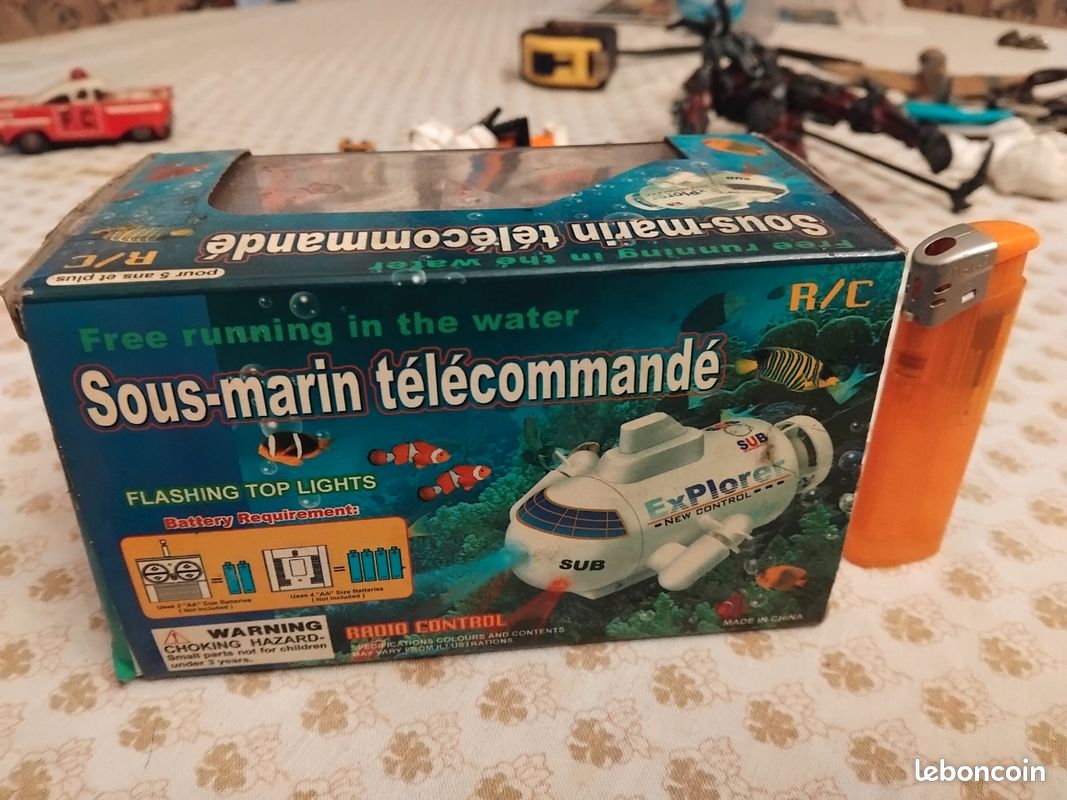 JTLB Sous-marin télécommandé, mini bateau sous-marin, jouet avec lumières, batterie rechargeable