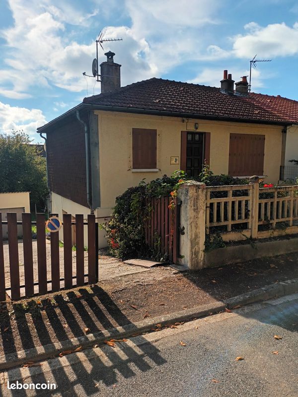 Maison 4 pièces 55 m² · à Montceau-les-Mines · 55 m² · 43 000 €