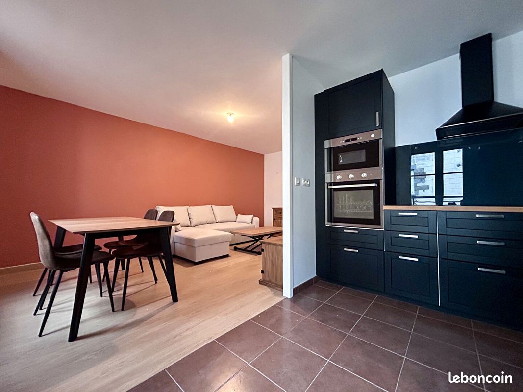 Appartement 2 pièces 44 m² · à Dol-de-Bretagne · 44 m² · 630 €/mois