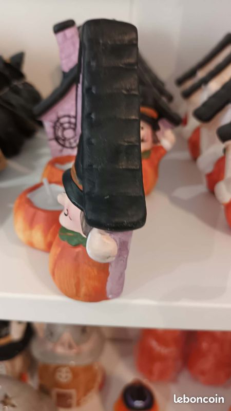 Maison halloween avec bougie (image 2)