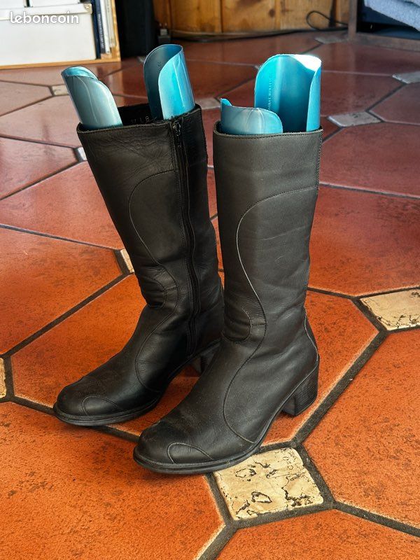 Bottes moto femme taille 37 (image 1)