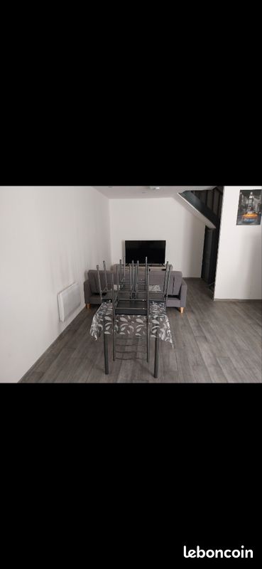 Maison 2 pièces 50 m² · à Saint-Sauveur-en-Puisaye · 50 m² · 550 €/mois
