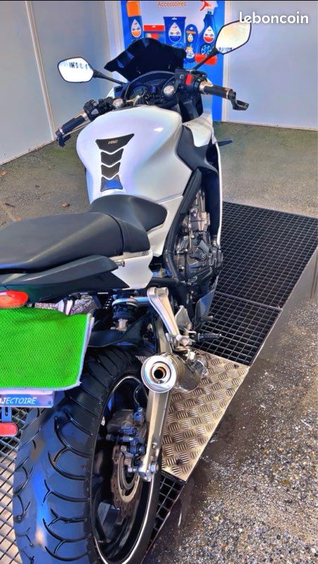 Honda cbr 650 f (image 3)