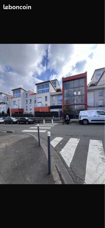 https://img.leboncoin.fr/api/v1/lbcpb1/images/48/67/0b/48670bbdcd625abed2e1fa2c611f485f04374294.jpg?rule=ad-image
