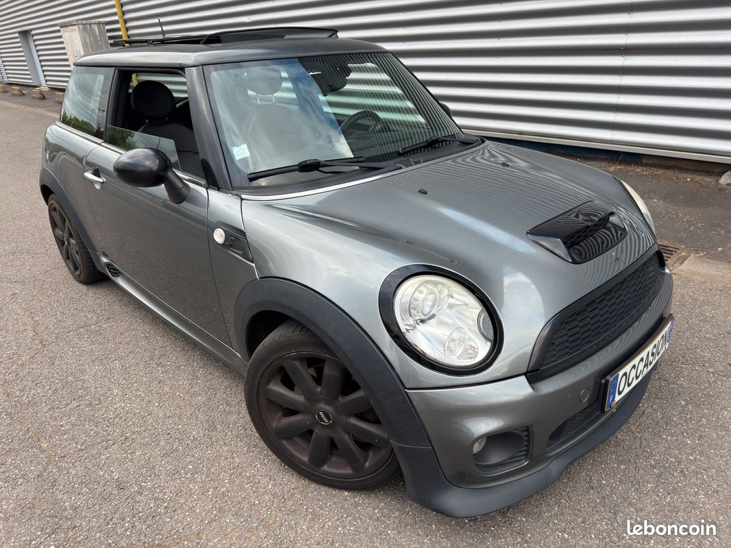 Mini Cooper S R56 1.6 175ch - 2e main - toit ouvrant - sièges cuir chauffants - gps (image 2)