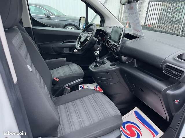 Opel combo life essence 110cv bv6 5 places edition 70281kms camera attelage (image 7)